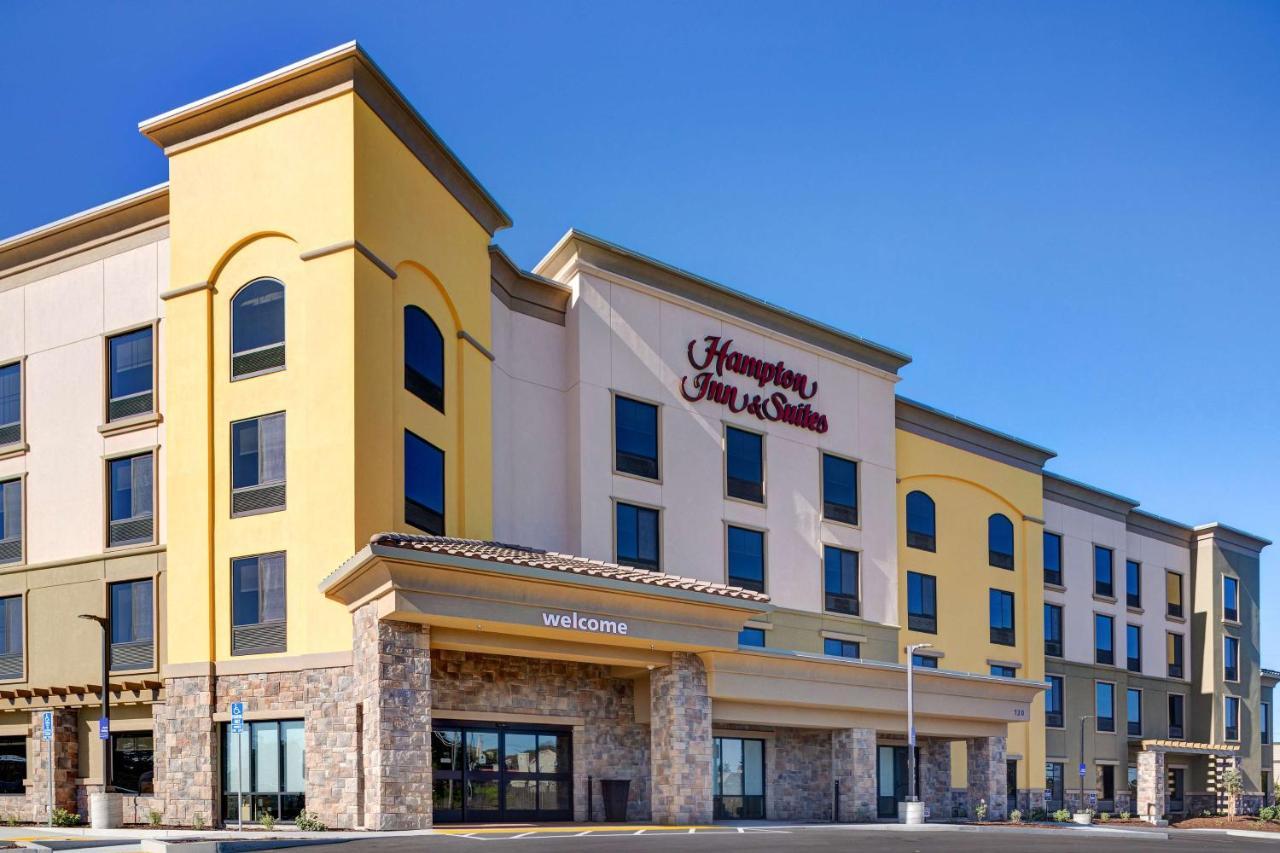 Hampton Inn & Suites مارينا المظهر الخارجي الصورة