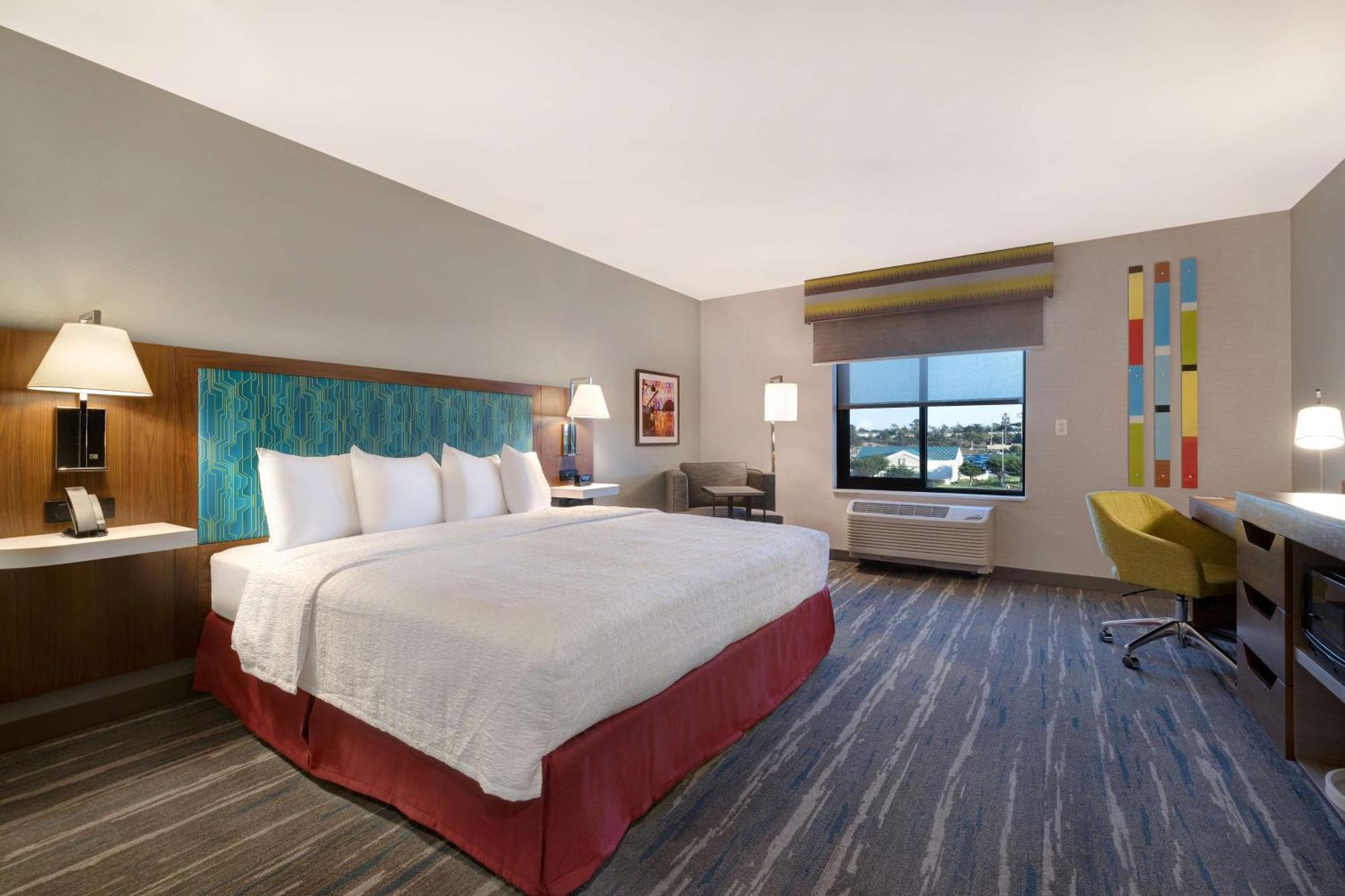 Hampton Inn & Suites مارينا المظهر الخارجي الصورة