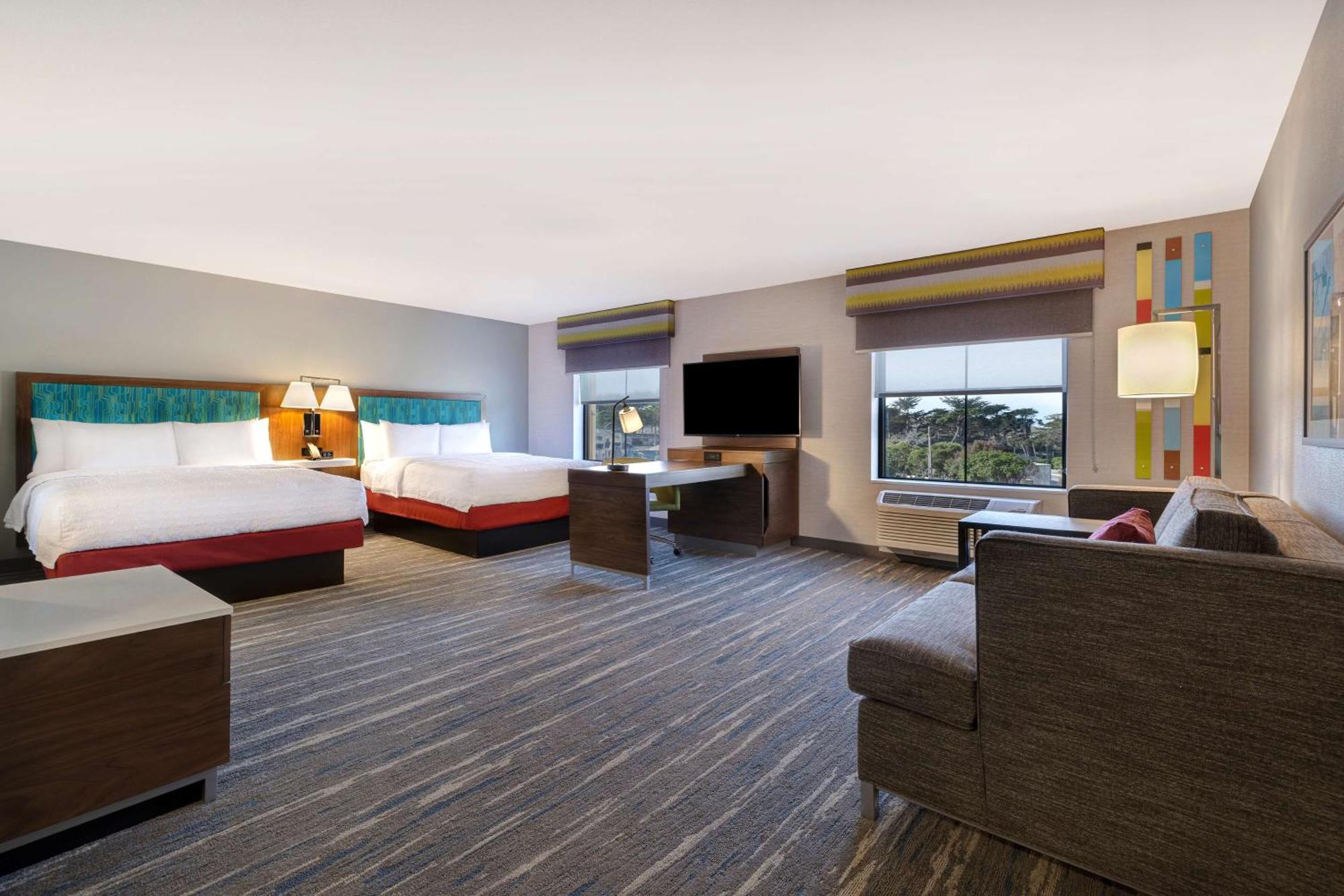 Hampton Inn & Suites مارينا المظهر الخارجي الصورة